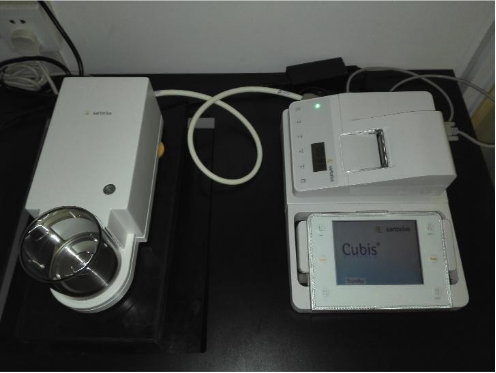 百万分之一分析天平